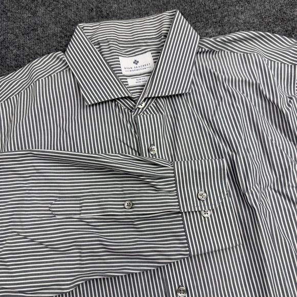 Ryan Seacrest Distinction Other - Ryan Seacrest Distinction Men 17.5 Gray Stripe Slim Fit Button Shirt Non iron